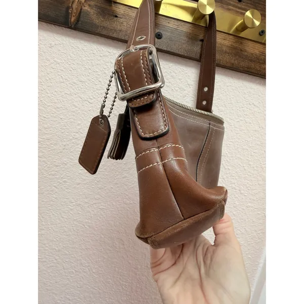 Coach Hampton Demi Baguette East West Brown Leather Vintage Premium Shoulder Bag - Image 5