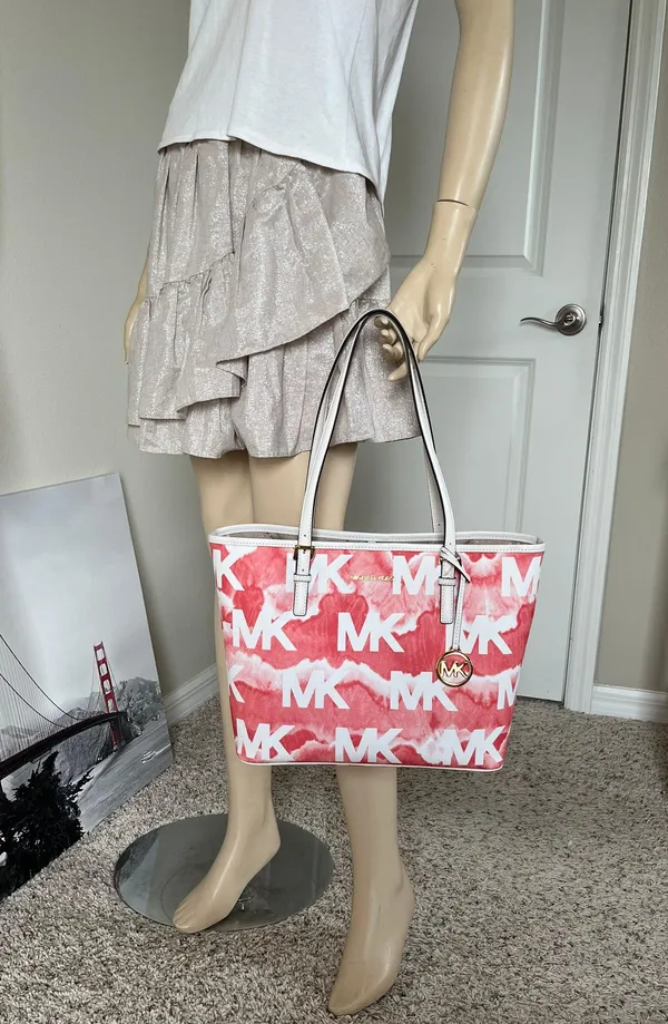 Michael Kors Purse - Image 7