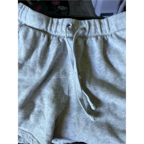 Old Navy Fleece Lounge Shorts Heather Gray Bear Logo Drawstring Pockets Sz M - Image 4