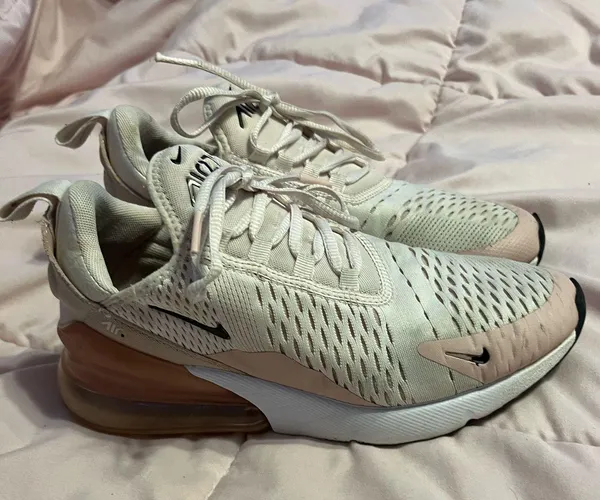 Nike Air Max 270 - Image 2