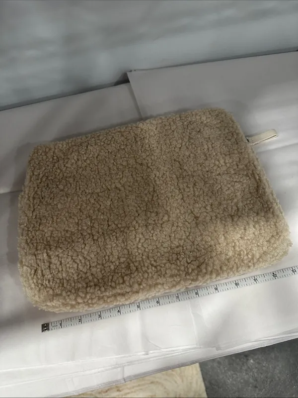 H&M Plush Shearling Zip Sherpa Computer Tablet Case Pouch- Cream (laptop bag) - Image 5