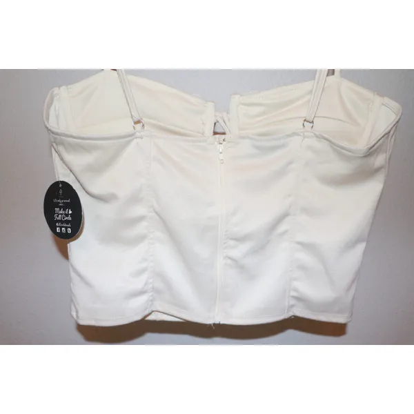 Jolie & Joy Corset Cropped Top - Image 6