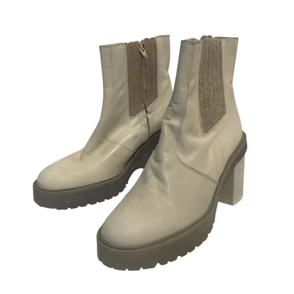 Free People Women's New Frontier Chelsea Boots Off White Size 9.5 festival - Image 3