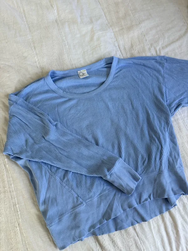 Offline by Aerie Light Blue Waffle Scoop sweater NWOT - Image 3