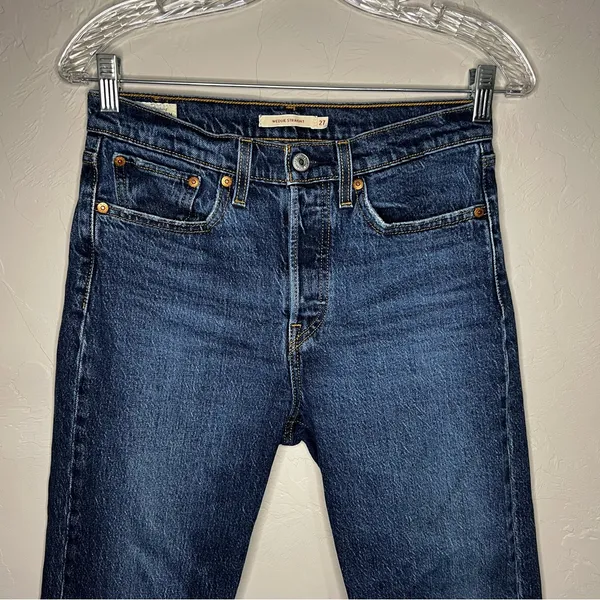 Levi’s Premium Wedgie‎ Straight Button Fly High Rise Raw Hem Crop Denim Jeans - Image 4
