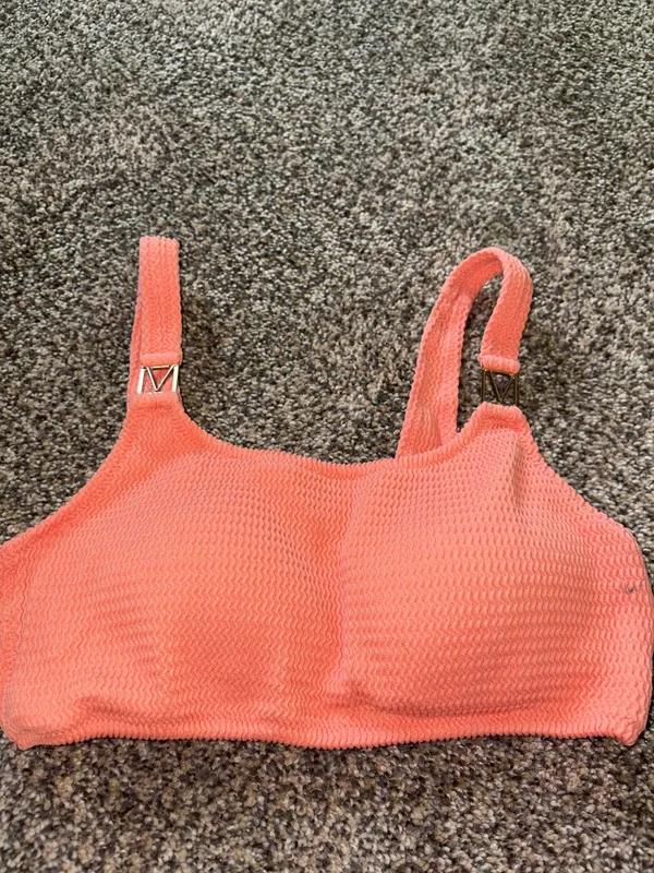 Victoria’s Secret Coral Textured Bikini Set L/XL - Image 4