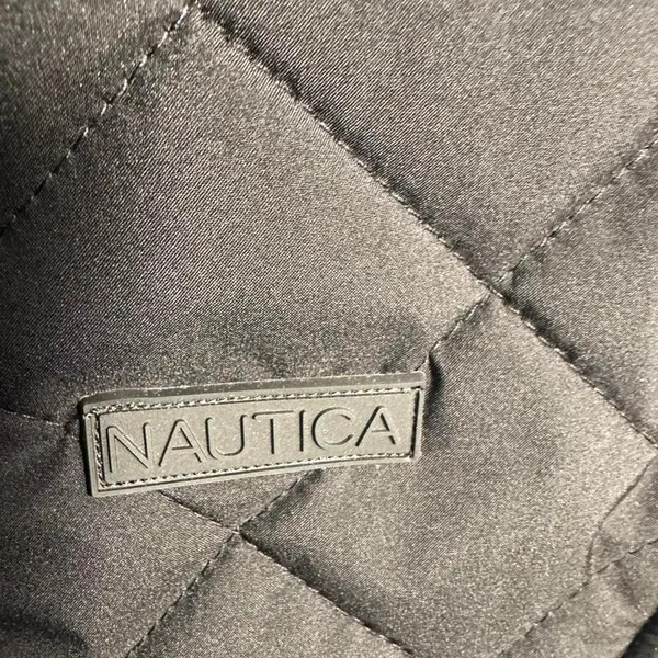 B122 Nautica black quilted vest with zipper pockets Size S - Image 3