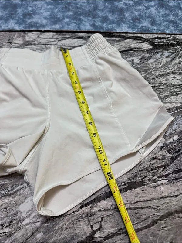 lululemon athletica Cream Athletic Shorts with Elastic Waistband size 6 - Image 4
