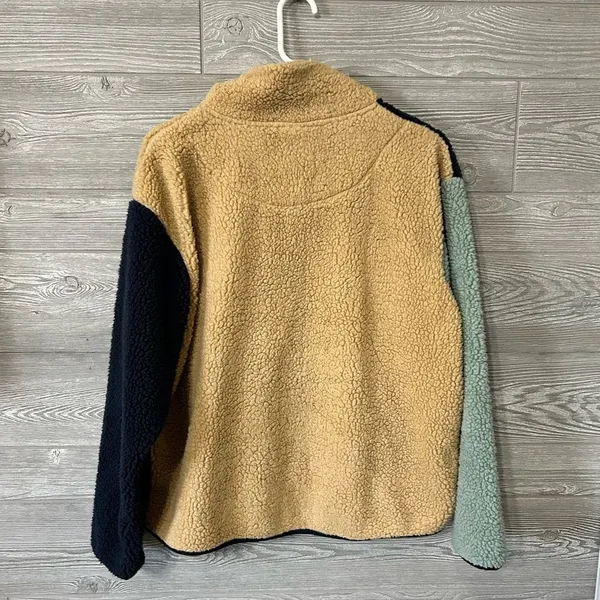 BKECore Color Block Sherpa Jacket size small‎ - Image 4