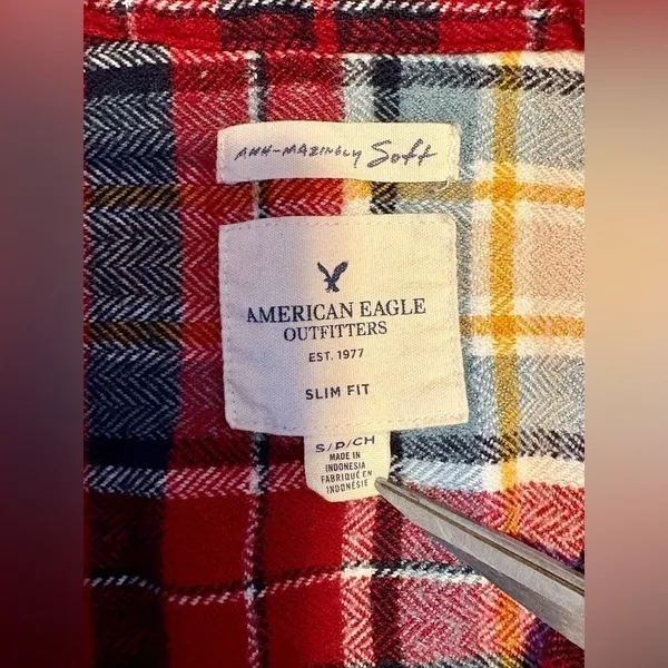 American Eagle Outfitters Red/White Checkered Slim Fit Button-Down Shirt - Image 5