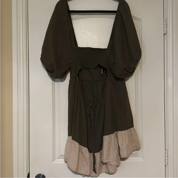 Sachin + Babi puff sleeve mini dress‎ size medium - Image 6