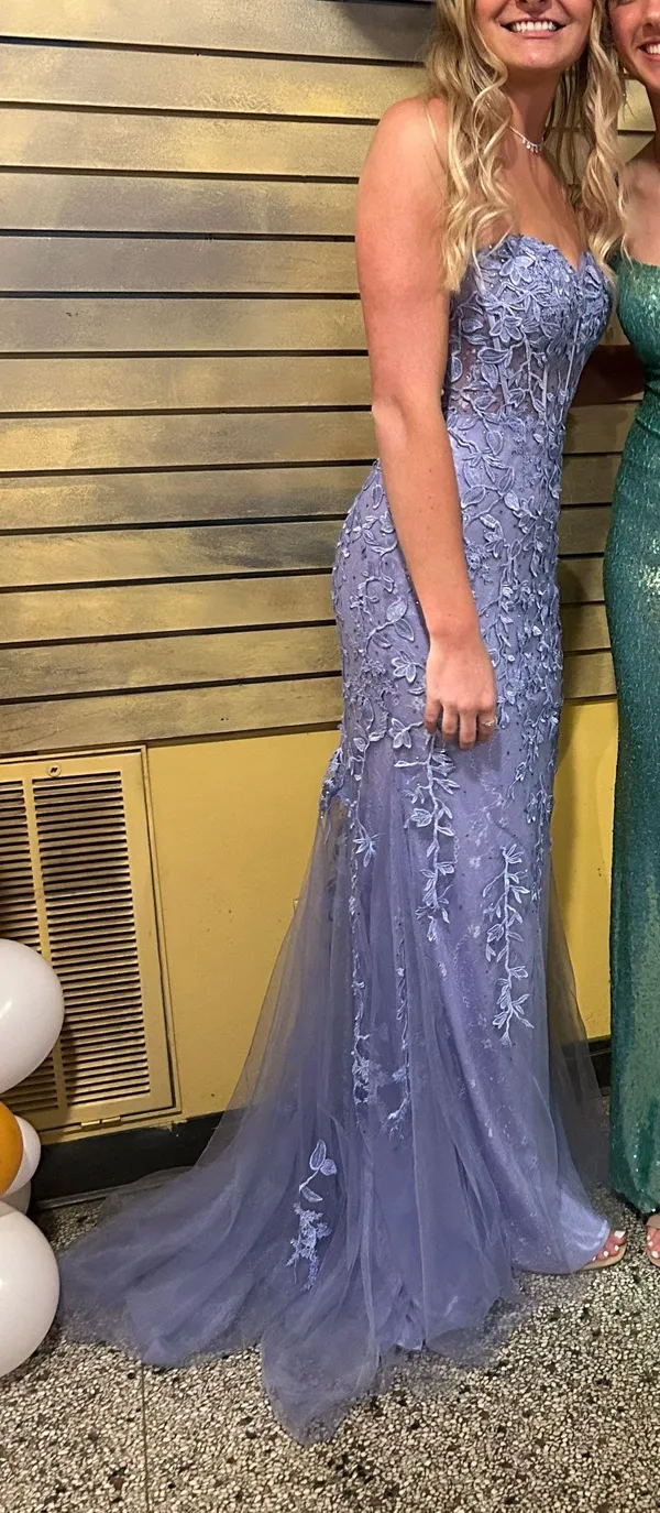 Prom Dresss Size 4 - Image 2