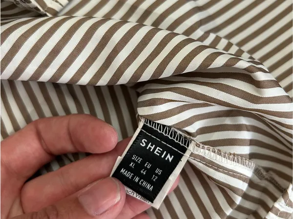 🦋 SHEIN Sleeveless Striped Button-Front Top - Brown & White Lightweight XL - Image 2