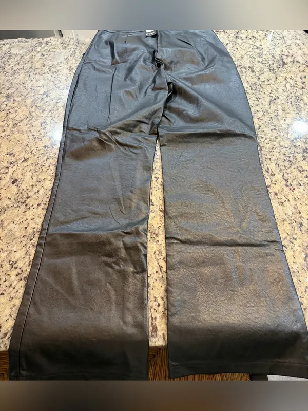Nasty Gal Black Wide-Leg Faux Leather Pants - Image 8