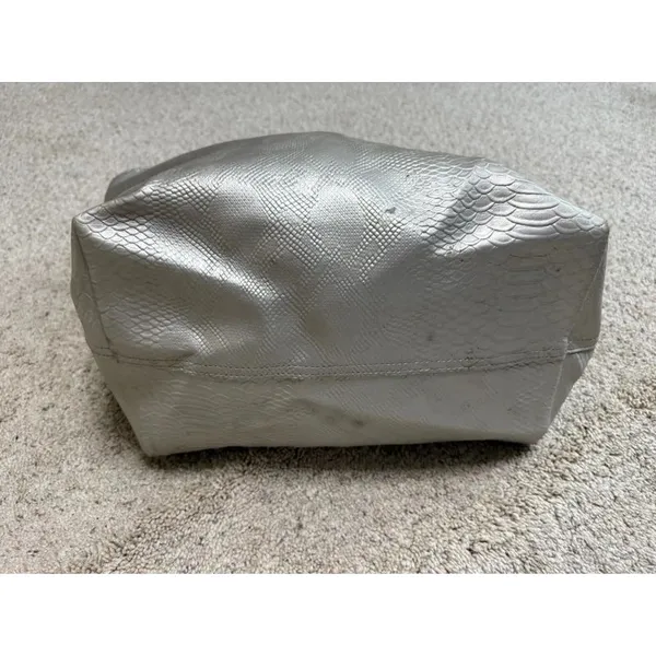 Bath & Body Works Silver Snakeskin Tote Bag Zipper Metallic Faux Leather Purse - Image 7