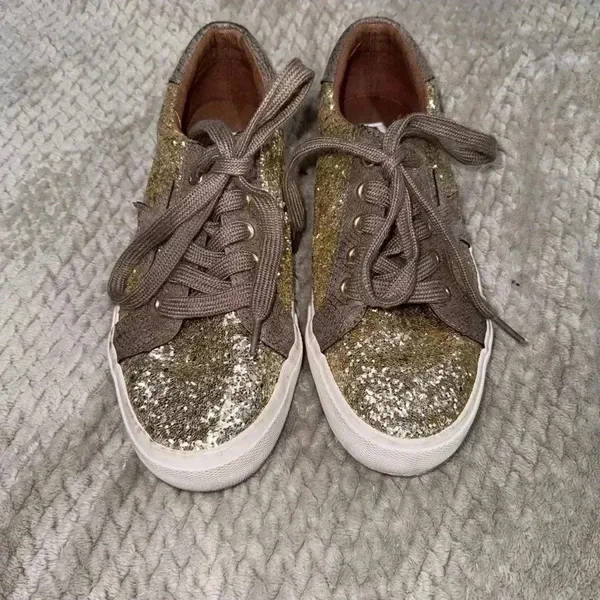 2/$20 Not Rated Women's ILLANA Fashion Sneaker Gold Star Glitter - Image 4