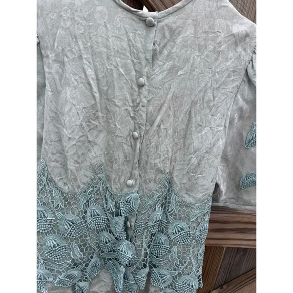 Vintage Blouse Cottagecore Sage Green Lace Applique Puff Sleeve Small‎ - Image 7
