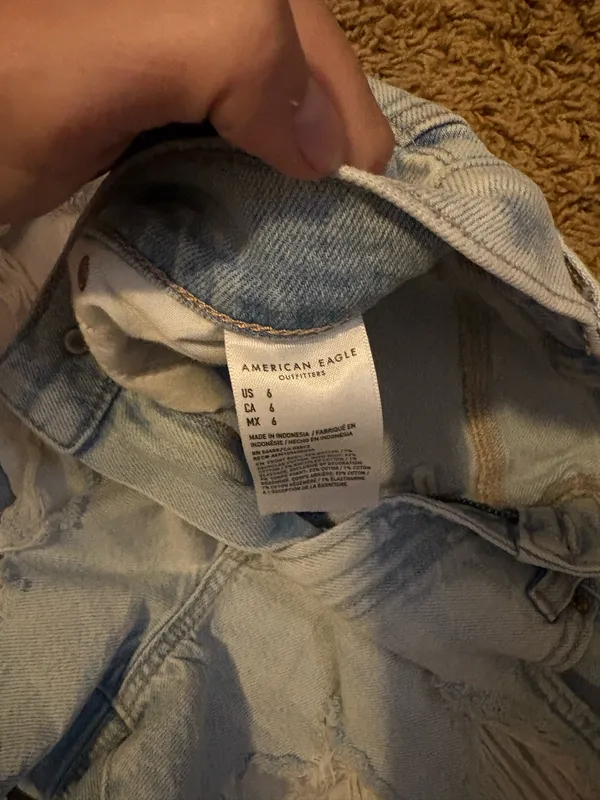 American Eagle Shorts - Image 3