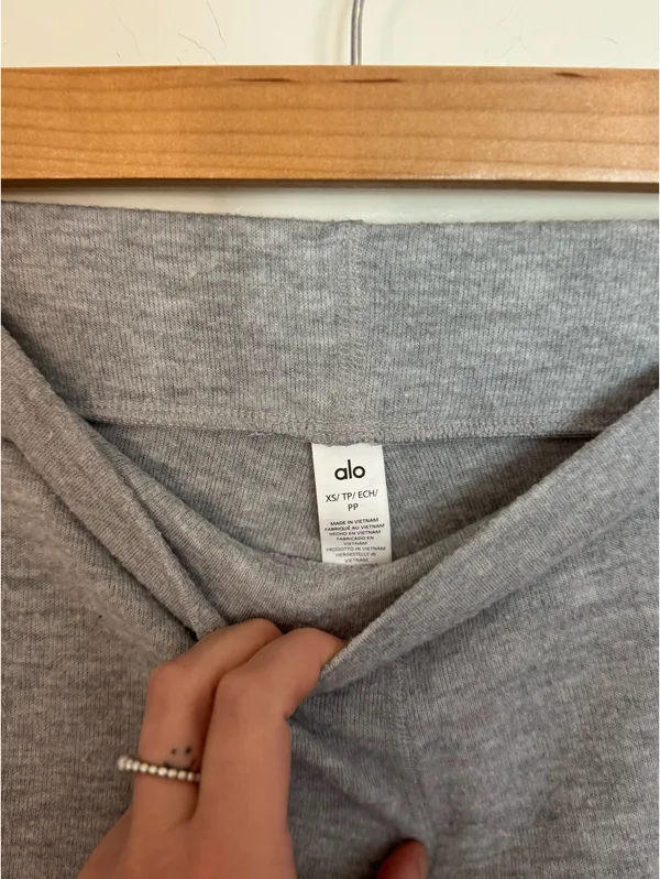 Alo Biker Yoga Shorts - Image 2