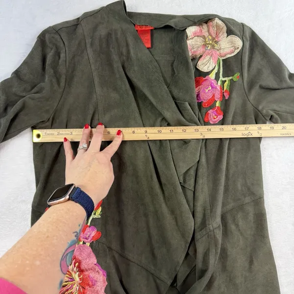 V Christina M Medium Cardigan Jacket Faux Suede Moss Green Floral‎ Embroidered - Image 8