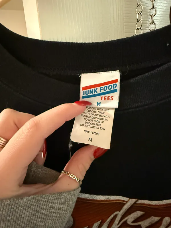 Budweiser Vintage  Sweatshirt - Image 2