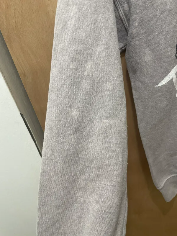 Disney Parks Mickey Mouse Long Sleeve Sweater Gray Size Small Vintage small stains as seen in picture - Image 6