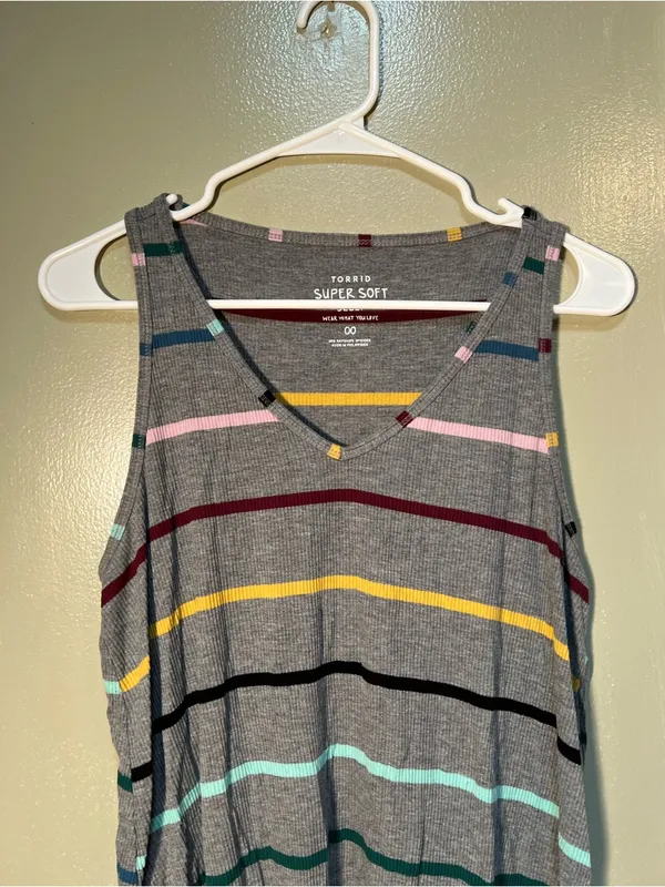 Torrid Super Soft Ribbed Tank Top V-Neck Gray‎ Stripes 00 - Image 2