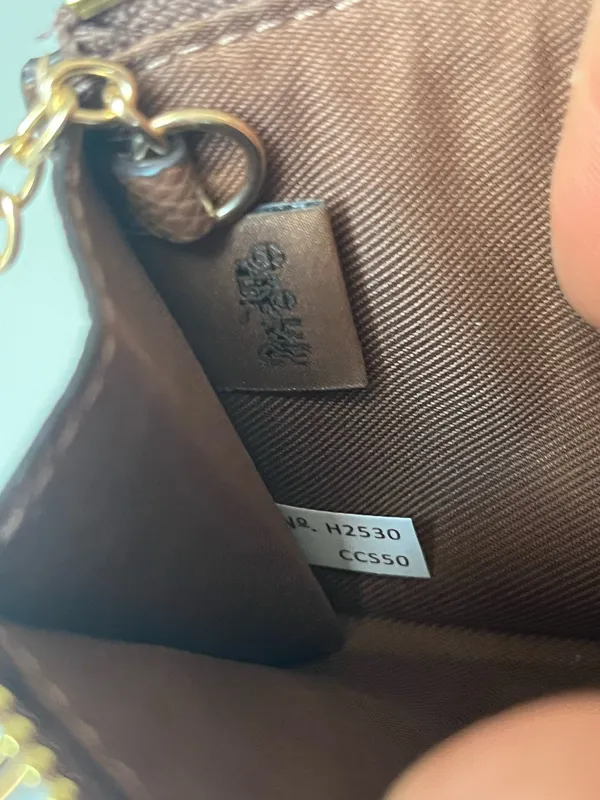 Coach Card Holder - Image 6