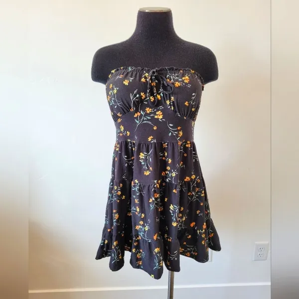 No Boundaries Dark Floral Midi Dress Milkmaid Festival Cottage Maiden Fairy Tiered Smocked - Image 2