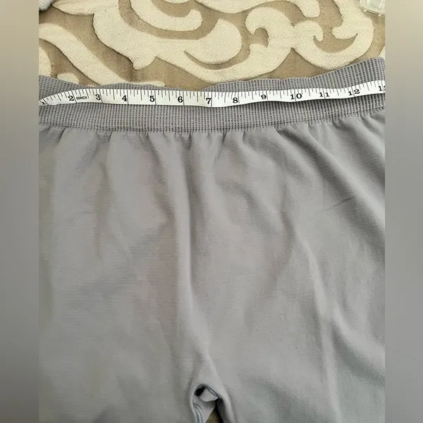 FITATTI compression leggings for workouts size M/L Curvy fit. - Image 7
