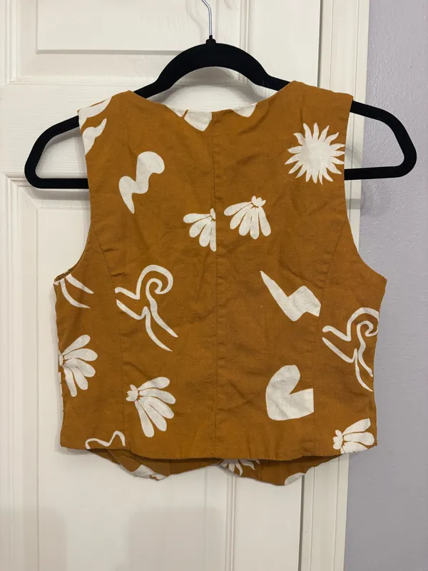 The Workshop Mustard Floral Button Front Vest - Image 3
