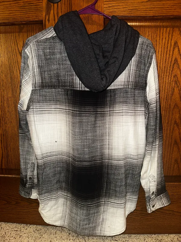 American Eagle Flannel Shirt - Image 2