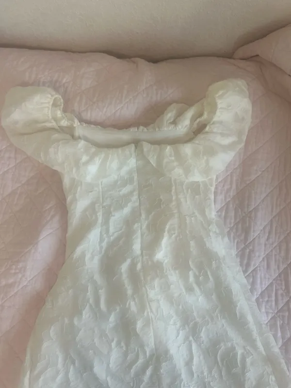 Boutique white off the shoulder mini dress - Image 3