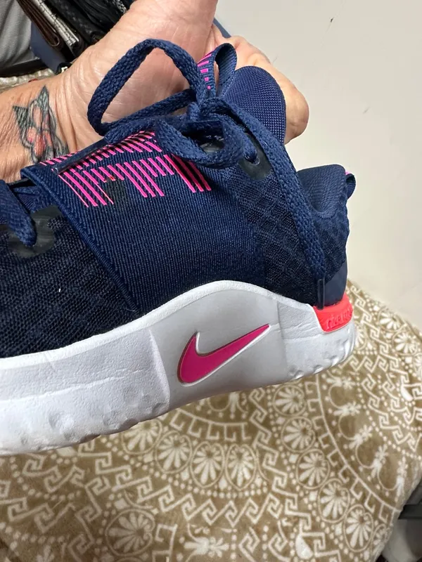 Nike Renew in season Tr9 training Navy and Pink Women's Athletic Sneakers - Image 8