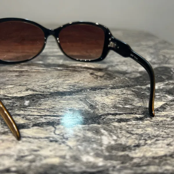 Stylish Brown Sunglasses - Image 7