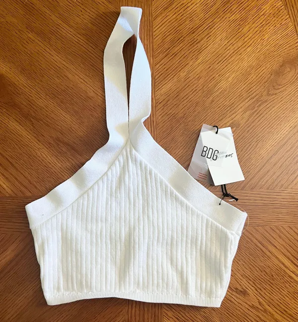 NWT  | White Ribbed Halter Crop Top - Image 2