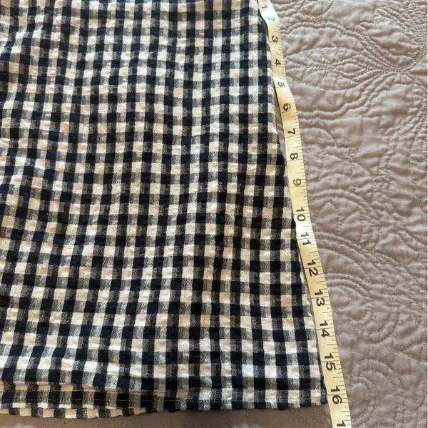 Small•American Eagle•Classic• Navy and White Gingham Skirt - Image 4