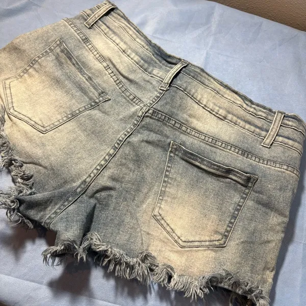 Source Unknown Light Blue Frayed Jean Shorts - Image 10