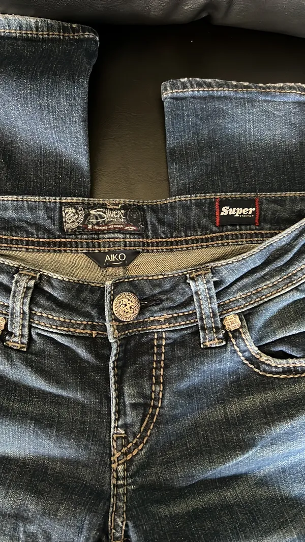 Silver Jeans Aiko Super Stretch W29/L33 - Image 3