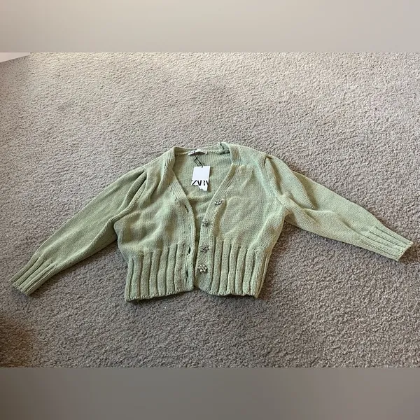 Green gem Button-Up Cardigan never worn - Image 2