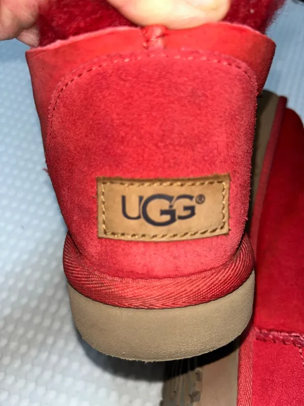 UGG Red size 6.5-7 women’s - Image 11