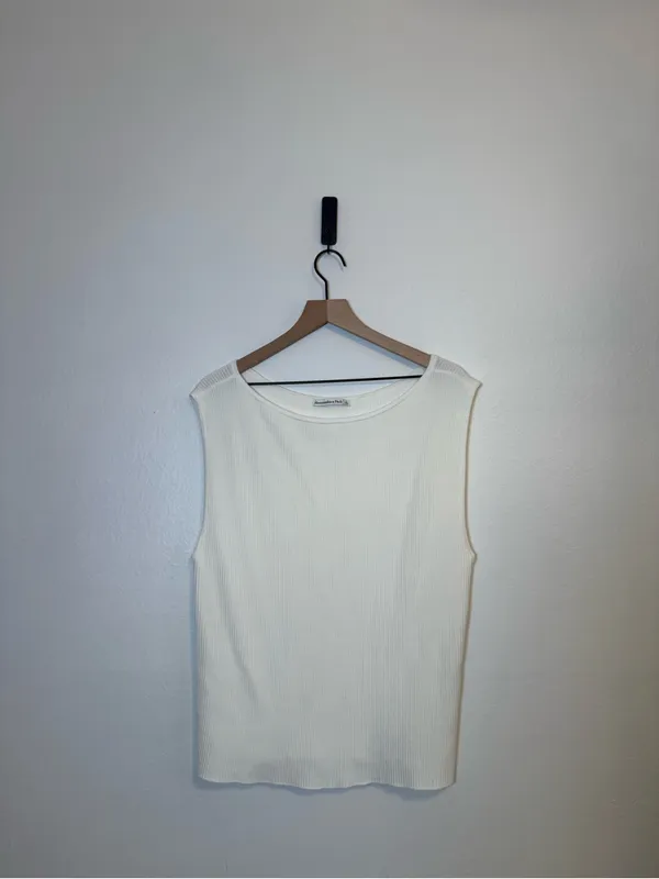 Abercrombie & Fitch Ribbed Knit Sweater Boat Neck Tank‎ Top - Image 2