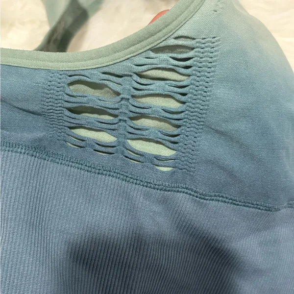 PINK Victoria's Secret Blue Ombre Sports Bra Size XL - Image 6