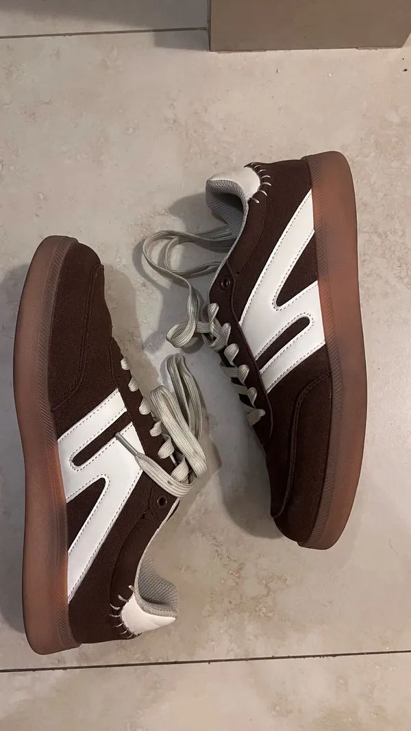 Dark Brown Retro Sneakers Size 9 - Image 2