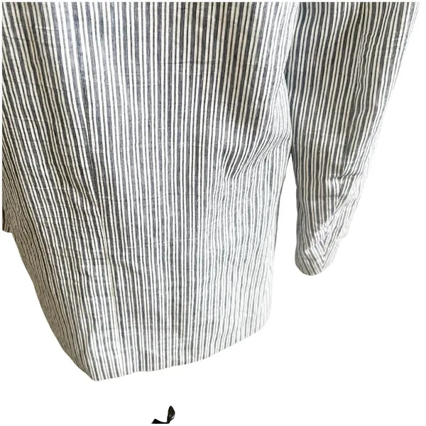Zara Women’s Striped Linen Blend Boyfriend Blazer Size Medium Two Button Blue - Image 9