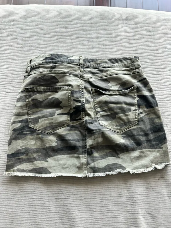Express Camouflage Denim Mini Skirt - Image 4