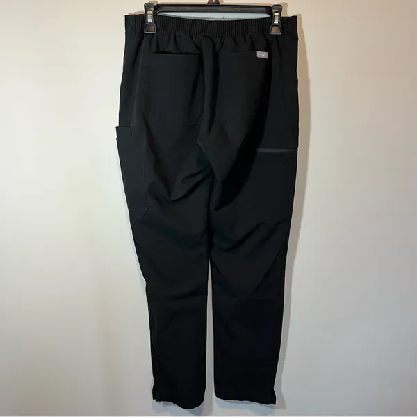 Figs Women’s Black Yola Scrub Pants Small - Image 4