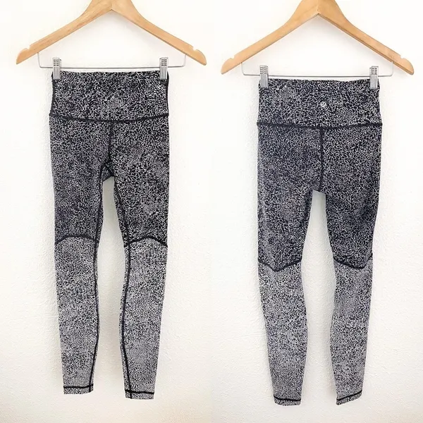 Lululemon Wunder Under HR Tight 2‎ - Image 4