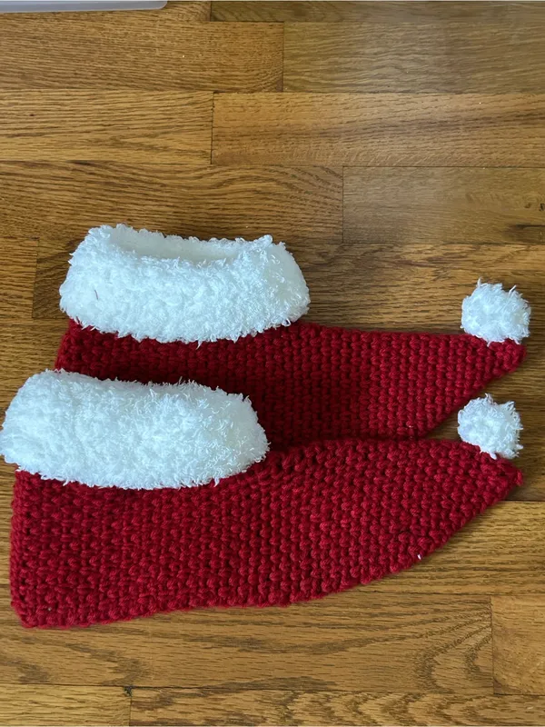 Red Knit Holiday Slippers - Image 5