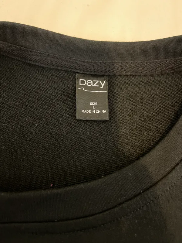 SheIn Dazy Asymmetrical Lounge Set - Image 7